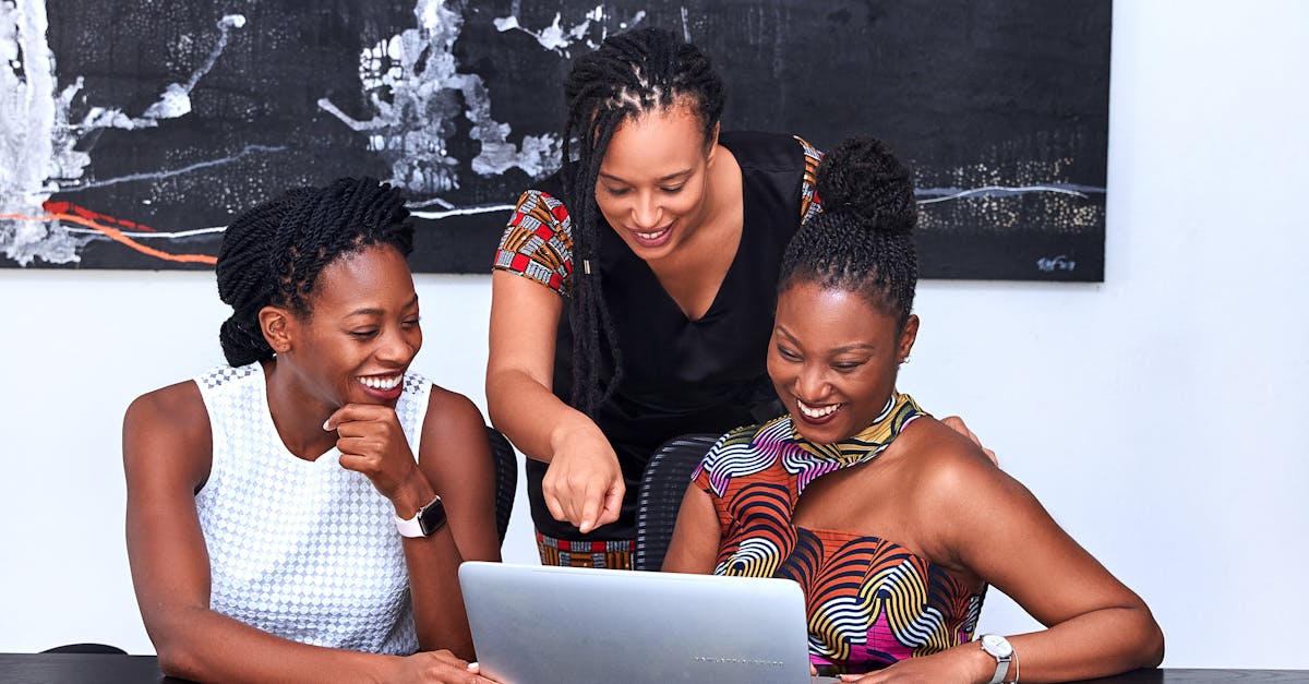 私人微信号：启东企业注册代理公司电话