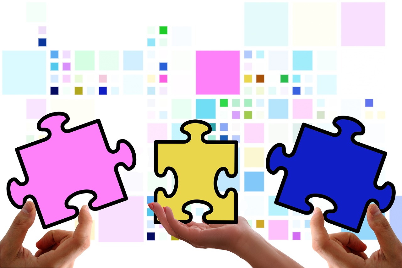 微信老号买卖：“短信如何影响个人情感表达？”