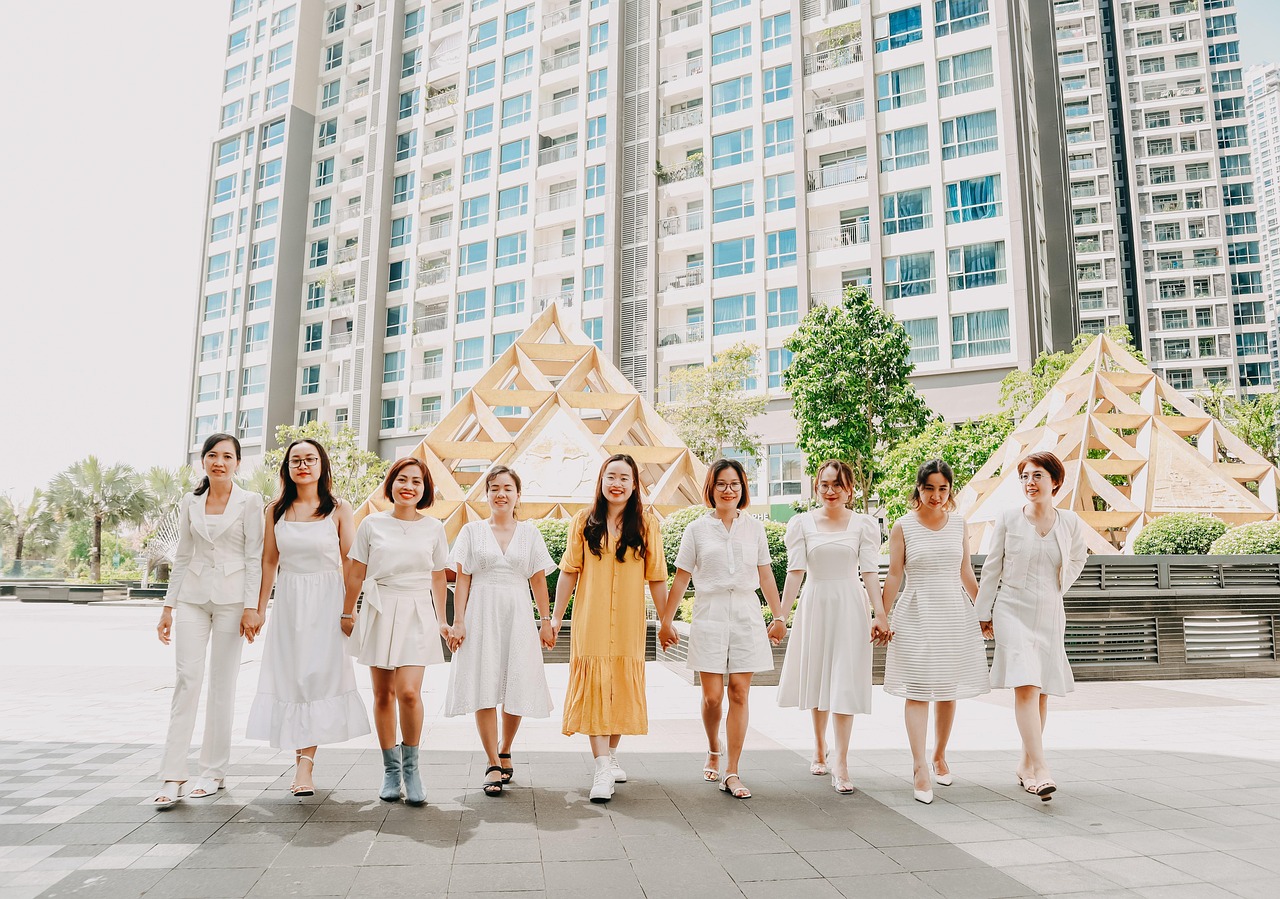 蜗牛移动实名账号：窗帘网上购买平台